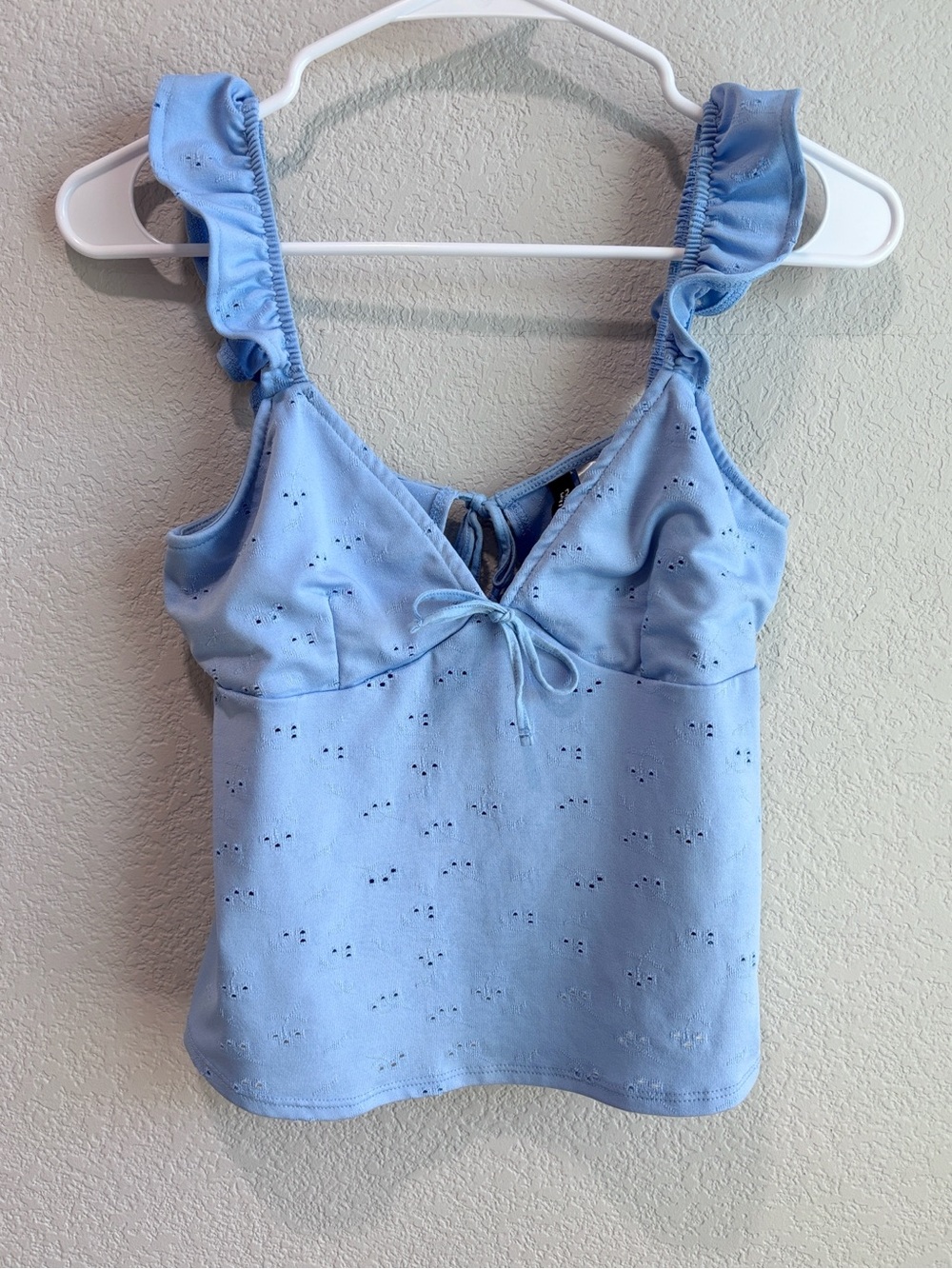 H&M Divided Tie Back Detail Light Blue Jersey Tank Top Ruffle Eyelet Size Small